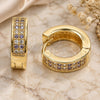 Argolla Huggie 02.195.0104.5.15 Oro Laminado, con Micro Pave Amatista y Blanca, Pulido, Tono Dorado
