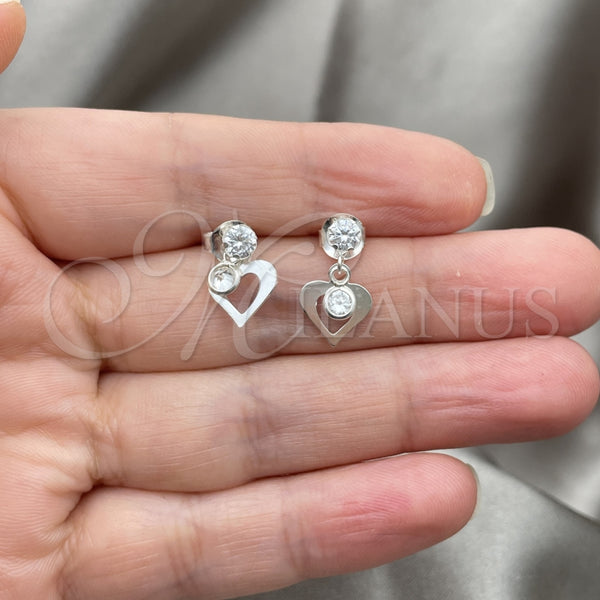 Arete Largo 02.401.0062 Plata Rodinada, Diseño de Corazón, con Zirconia Cubica Blanca, Pulido, Tono Plateado