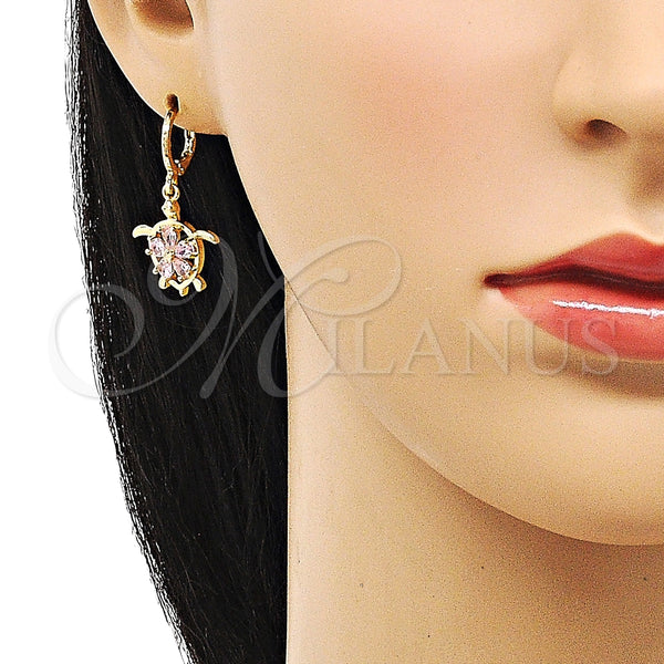 Arete Colgante 02.357.0072 Oro Laminado, Diseño de Tortuga y Flor, con Rosado Zirconia Cubica, Pulido, Tono Dorado