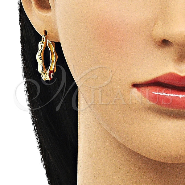 Argolla Pequeña 02.213.0443.2.25 Oro Laminado, Diseño de Corazón y Ojo Griego, Esmaltado Rojo, Tono Dorado