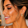 Arete Dormilona 02.379.0016 Oro Laminado, Diseño de Torcido, con Marfil Perla, Pulido, Tono Dorado