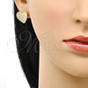 Arete Dormilona 02.379.0021 Oro Laminado, Diseño de Corazón, con Marfil Perla, Pulido, Tono Dorado
