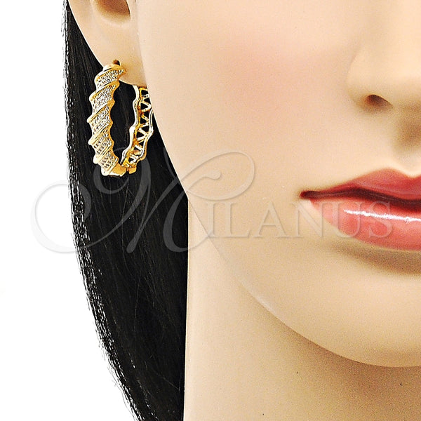 Argolla Huggie 02.195.0162.30 Oro Laminado, Diseño de Torcido, con Blanca Micro Pave, Pulido, Tono Dorado