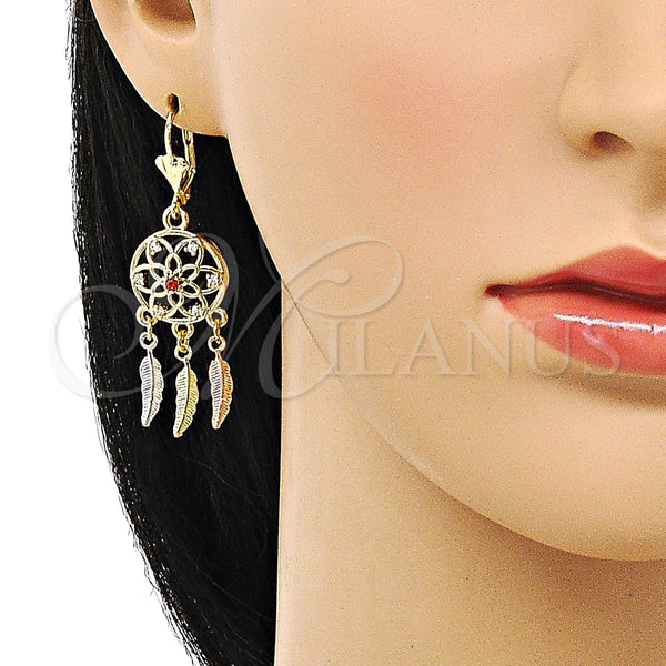 Arete Largo 02.253.0041 Oro Laminado, Diseño de Flor y Oja, con Granate and Blanca Zirconia Cubica, Pulido, Tres Tonos
