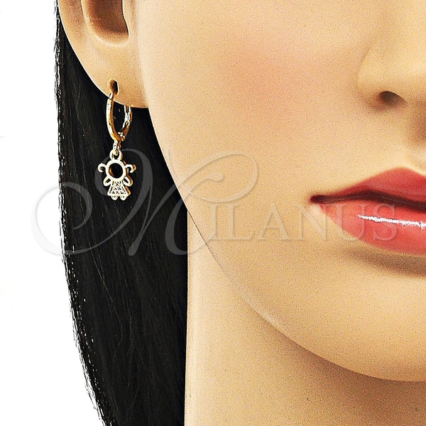 Arete Colgante 02.253.0061 Oro Laminado, Diseño de Niñita Pequeña, con Blanca Micro Pave, Pulido, Tono Dorado