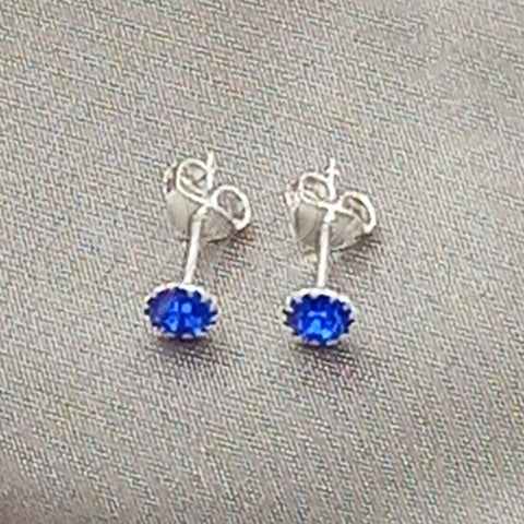 Arete Dormilona 02.397.0039.09 Plata Rodinada, con Zirconia Cubica Zafiro Azul, Pulido, Tono Plateado