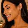 Arete Dormilona 02.406.0005.01 Plata Rodinada, Diseño de Flor, Esmaltado Negro, Tono Plateado