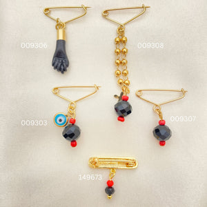 Kit Surtido de 35 Broches con Dije de Azabache de Oro Laminado al por mayor — SKU 152439