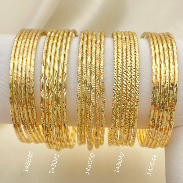 Kit Surtido de 20 Anillos Semanario Dorados de Oro Laminado al por mayor — SKU 152658