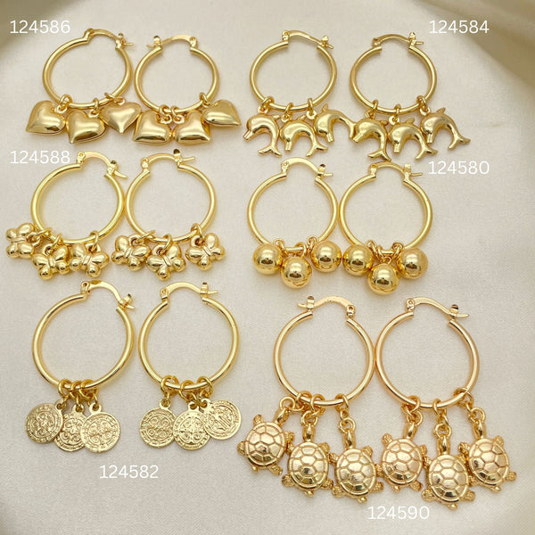 Kit Surtido de 30 Argollas con Dijes de Oro Laminado al por mayor — SKU 152702