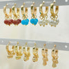 Kit Surtido de 30 Argollas Huggies con Dijes Dorados de Oro Laminado al por mayor — SKU 152727