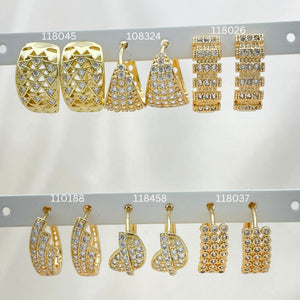 Kit Surtido de 28 Argollas Huggies Grandes de Oro Laminado al por mayor — SKU 152738