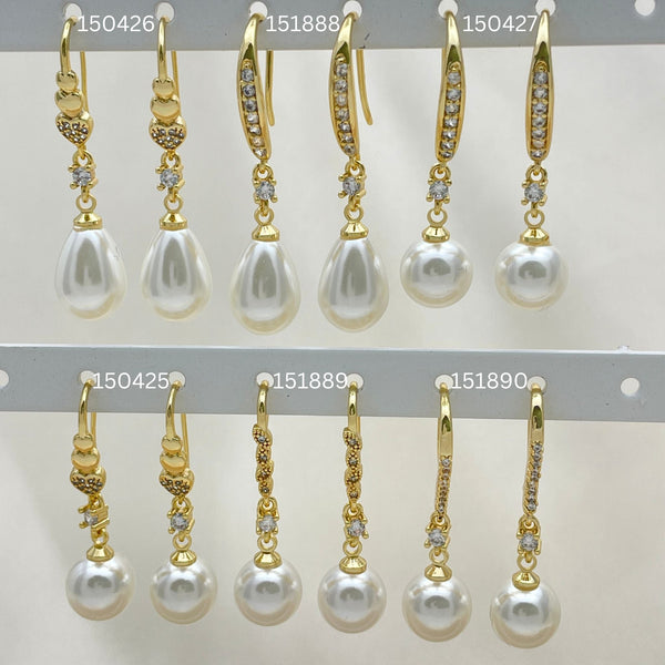 Kit Surtido de 30 Aretes Largos con Perlas de Oro Laminado al por mayor — SKU 152822