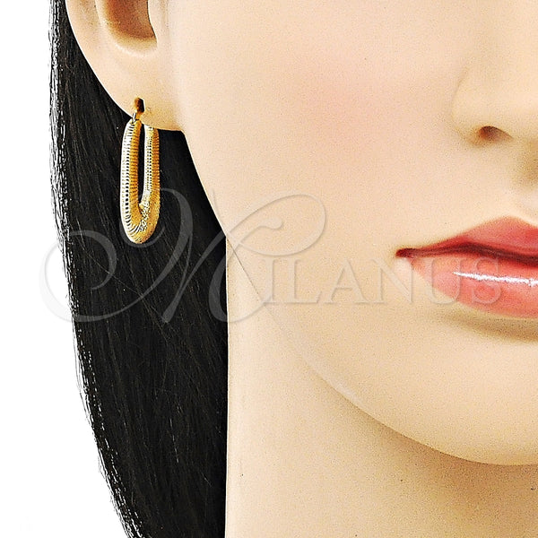 Argolla Pequeña 02.213.0489.20 Oro Laminado, Diseño de Cola de Raton, Diamantado, Tono Dorado