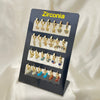 Kit Surtido de 12 Argollas Huggies con Dijes de Oro Laminado con Exhibidor al por mayor — SKU 153297