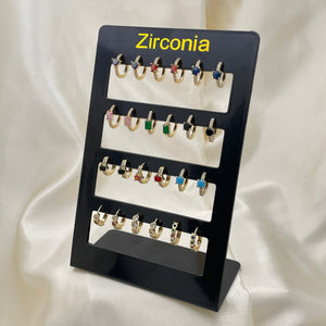 Kit Surtido de 12 Argollas Huggies con Zirconia de Colores de Oro Laminado con Exhibidor al por mayor — SKU 153301