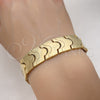 Pulsera Solida 03.114.0221.3.09 Acero Inoxidable, Pulido, Tono Dorado (16 MM Thickness, 9 Inches Length)