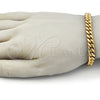 Pulsera Básica 03.116.0035.09 Acero Inoxidable, Diseño de Miami Cubana, Pulido, Tono Dorado (08 MM Thickness, 9 Inches Length)