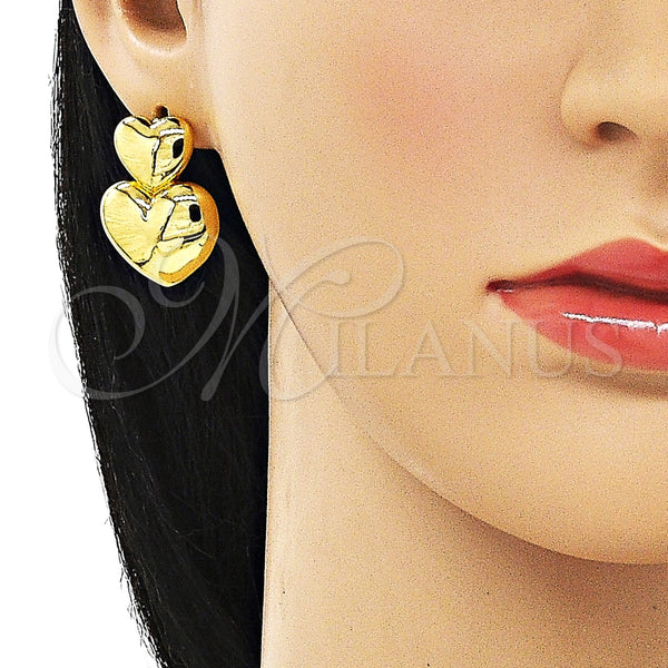 Arete Colgante 02.368.0079 Oro Laminado, Diseño de Corazón, Pulido, Tono Dorado