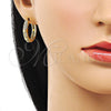 Argolla Huggie 02.210.0853.23 Oro Laminado, con Blanca Micro Pave, Pulido, Tono Dorado
