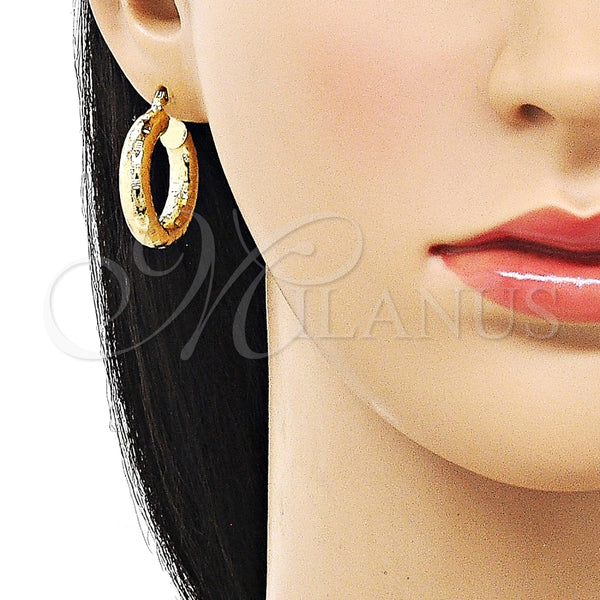 Argolla Mediana 02.213.0313.25 Oro Laminado, Diseño de Hueco, Diamantado, Tono Dorado