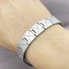 Pulsera Solida 03.114.0305.09 Acero Inoxidable, Pulido, Tono Plateado (14 MM Thickness, 9 Inches Length)