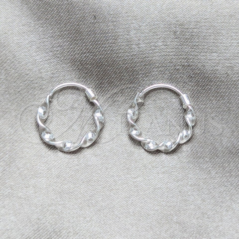 Argolla Pequeña 02.401.0102.12 Plata Rodinada, Diseño de Torcido, Pulido, Tono Plateado