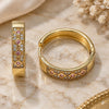 Argolla Huggie 02.210.0056.16.30 Oro Laminado, con Zirconia Cubica Rosado y Micro Pave Blanca, Pulido, Tono Dorado