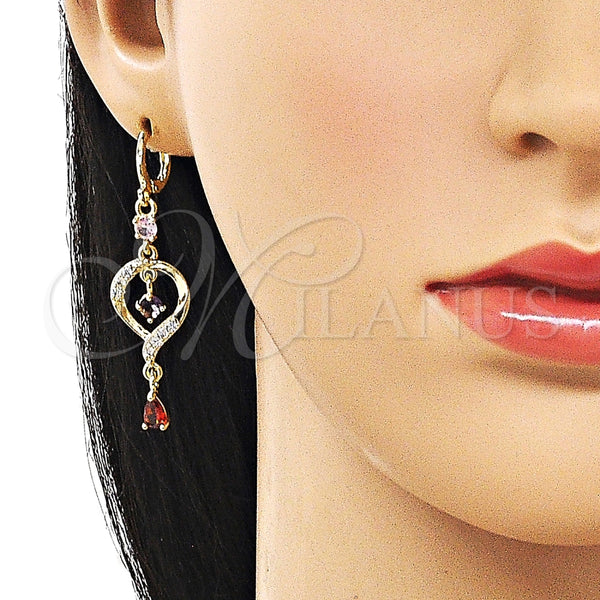 Arete Largo 02.323.0102 Oro Laminado, Diseño de Gota, con Multicolor and Blanca Zirconia Cubica, Pulido, Tono Dorado