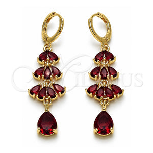 Arete Largo 02.323.0110 Oro Laminado, Diseño de Gota, con Granate Zirconia Cubica, Pulido, Tono Dorado