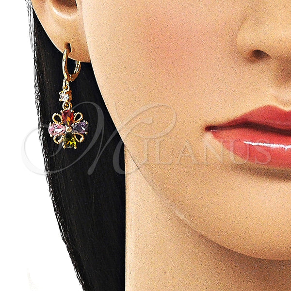 Arete Largo 02.283.0301 Oro Laminado, Diseño de Flor, con Multicolor Zirconia Cubica, Pulido, Tono Dorado