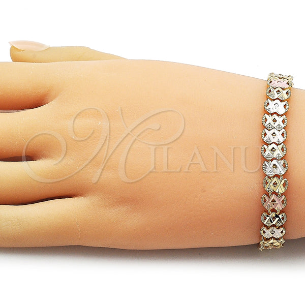 Pulsera Solida 03.213.0399.07 Oro Laminado, Diseño de Corazón, Diamantado, Tres Tonos (Grosor 08.7 MM, 7 Pulgadas de Largo)