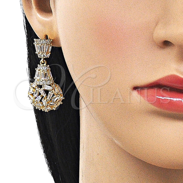 Arete Colgante 02.283.0351 Oro Laminado, Diseño de Gota y Baguette, con Blanca Zirconia Cubica, Pulido, Tono Dorado