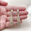 Arete Colgante 02.436.0018 Oro Laminado, Diseño de Gota y Baguette, con Blanca Zirconia Cubica, Pulido, Tono Dorado