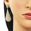 Arete Colgante 02.436.0021 Oro Laminado, Diseño de Gota y Baguette, con Blanca Zirconia Cubica, Pulido, Tono Dorado