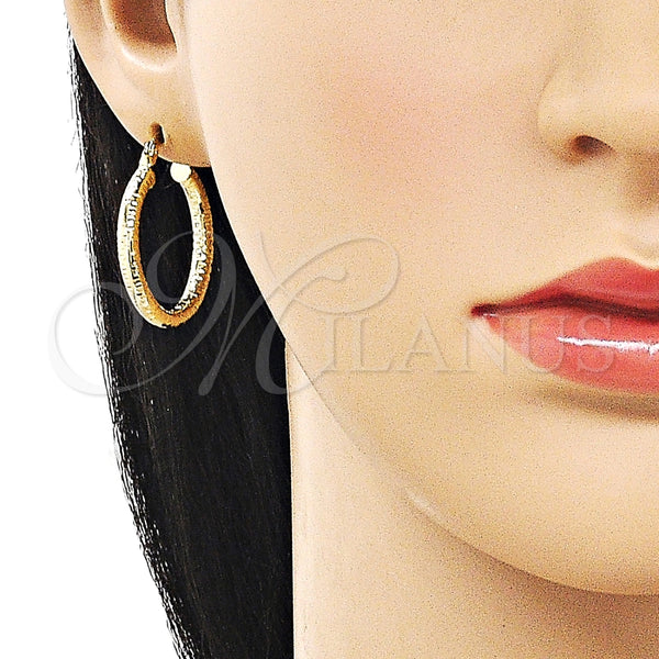 Argolla Pequeña 02.213.0881.25 Oro Laminado, Diseño de Hueco, Diamantado, Tono Dorado