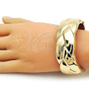 Aro Individual 07.215.0033.05 Oro Laminado, Diseño de Torcido, Pulido, Tono Dorado (25 MM Thickness, Size 5 (2.50 Diameter))
