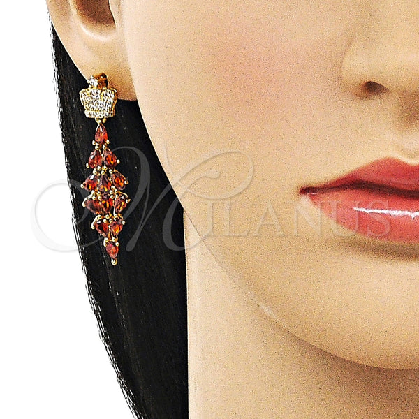Arete Largo 02.282.0114.1 Oro Laminado, Diseño de Corona y Gota, con Granate and Blanca Zirconia Cubica, Pulido, Tono Dorado