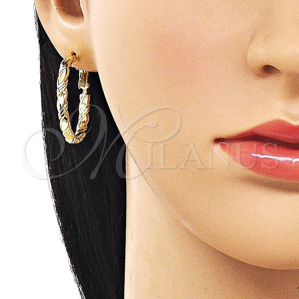 Argolla Mediana 02.213.0896.30 Oro Laminado, Diseño de Torcido, Pulido, Tono Dorado