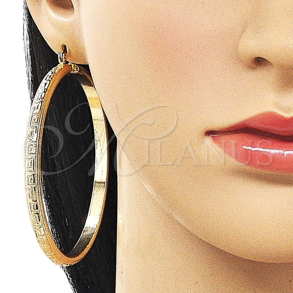 Argolla Extra Grande 02.170.0588.70 Oro Laminado, Diseño de Llave Griega y Hueco, Pulido, Tono Dorado