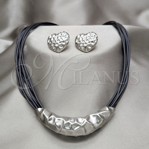 Collar y Dije 06.116.0187 Acero Inoxidable, Diseño de Corazón, Cuero Negro, Rodinado