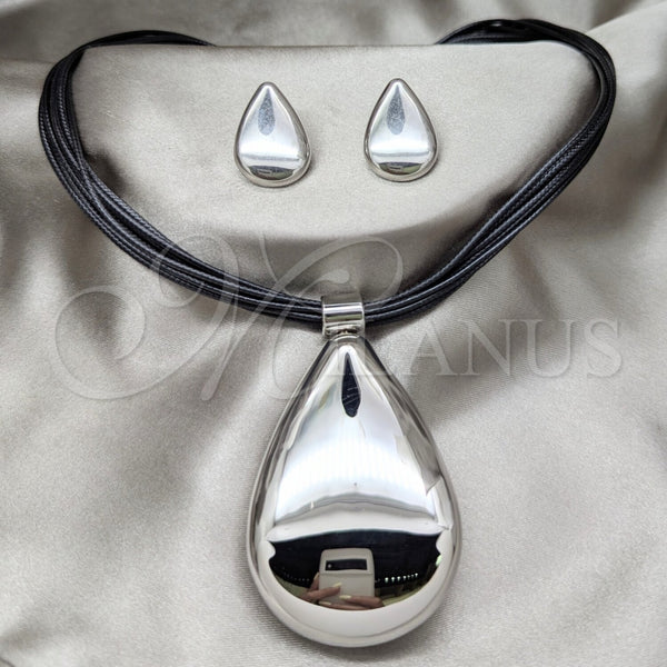 Collar y Dije 06.116.0188 Acero Inoxidable, Cuero Negro, Tono Dorado