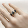 Anillo Multi Piedra 01.284.0089.4 Oro Laminado, Diseño de Cluster, con Negro Zirconia Cubica and Blanca Micro Pave, Pulido, Tono Dorado (One size fits all)