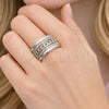 Anillo Multi Piedra 01.438.0010 Rodio Laminado, Diseño de Miami Cubana, con Micro Pave Blanca, Pulido, Rodinado (Talla Unica)
