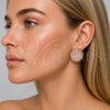 Arete Dormilona 02.465.0002 Oro Laminado, con Madre Perla Marfil, Pulido, Tono Dorado