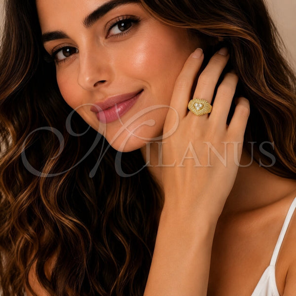 Anillo Multi Piedra 01.424.0007 Oro Laminado, Diseño de Corazón y Cluster, con Zirconia Cubica Blanca y Micro Pave Blanca, Pulido, Tono Dorado (Talla Unica)