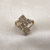 Anillo Multi Piedra 01.424.0010 Oro Laminado, Diseño de Baguette, con Zirconia Cubica Blanca y Micro Pave Blanca, Pulido, Tono Dorado (Talla Unica)