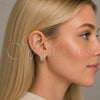 Argolla Huggie 02.267.0076.15 Oro Laminado, Diseño de Cluster, con Zirconia Cubica Blanca, Pulido, Tono Dorado