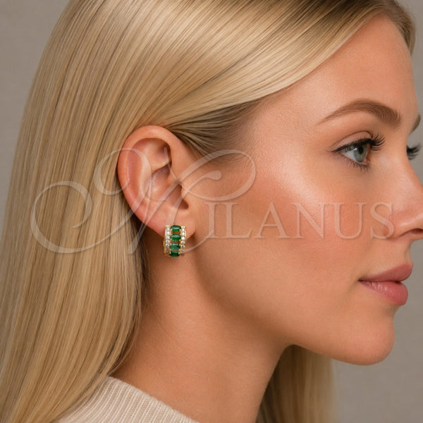 Argolla Huggie 02.267.0076.2.15 Oro Laminado, Diseño de Cluster, con Zirconia Cubica Verde y Blanca, Pulido, Tono Dorado