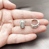 Argolla Huggie 02.267.0077.5.15 Rodio Laminado, Diseño de Cluster, con Zirconia Cubica Blanca, Pulido, Rodinado